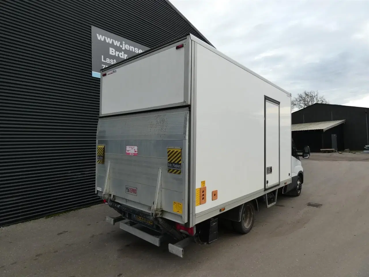 Billede 5 - Iveco Daily 35C18 3750mm 3,0 D 180HK Ladv./Chas. 8g Aut.