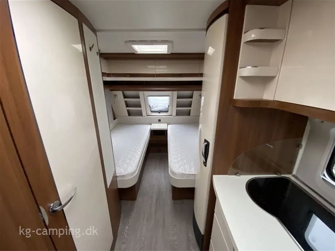 Billede 12 - 2018 - Hobby Excellent 495 UL Enkeltsengsvogn med udtræk