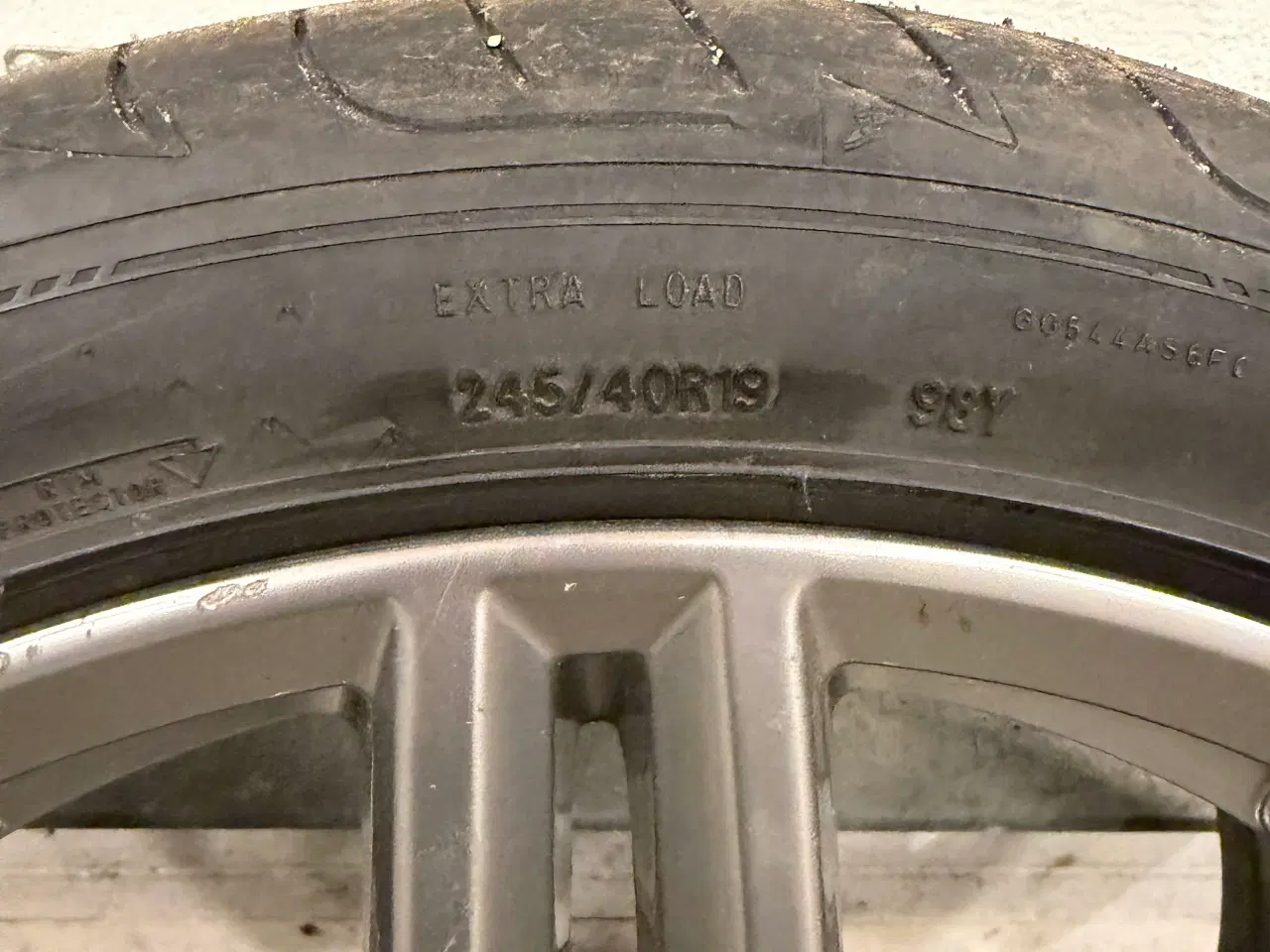 Billede 3 - Mercedes E klasse alufælge