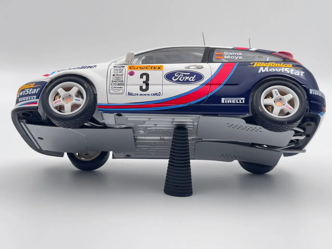 Billede 11 - 2001 Ford Focus RS WRC RMC - AUTOart - 1:18