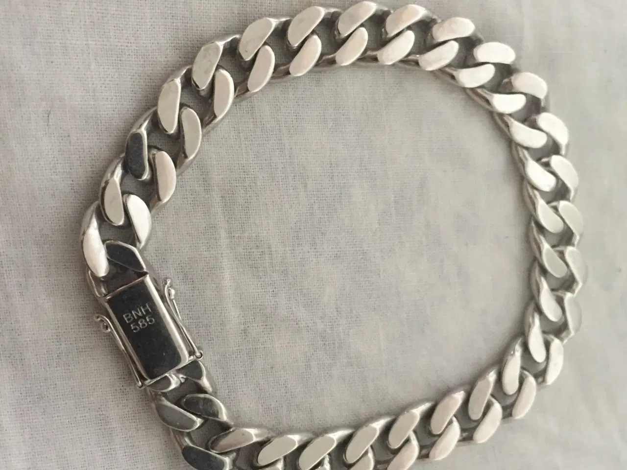 Billede 4 - 14K Hvidguld “Panser” Armbånd med 28 brillanter