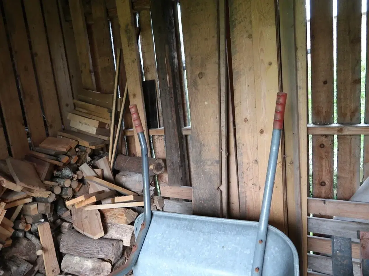 Billede 3 - Trillebør, bordsav, trappestige, sækkevogn m.m.