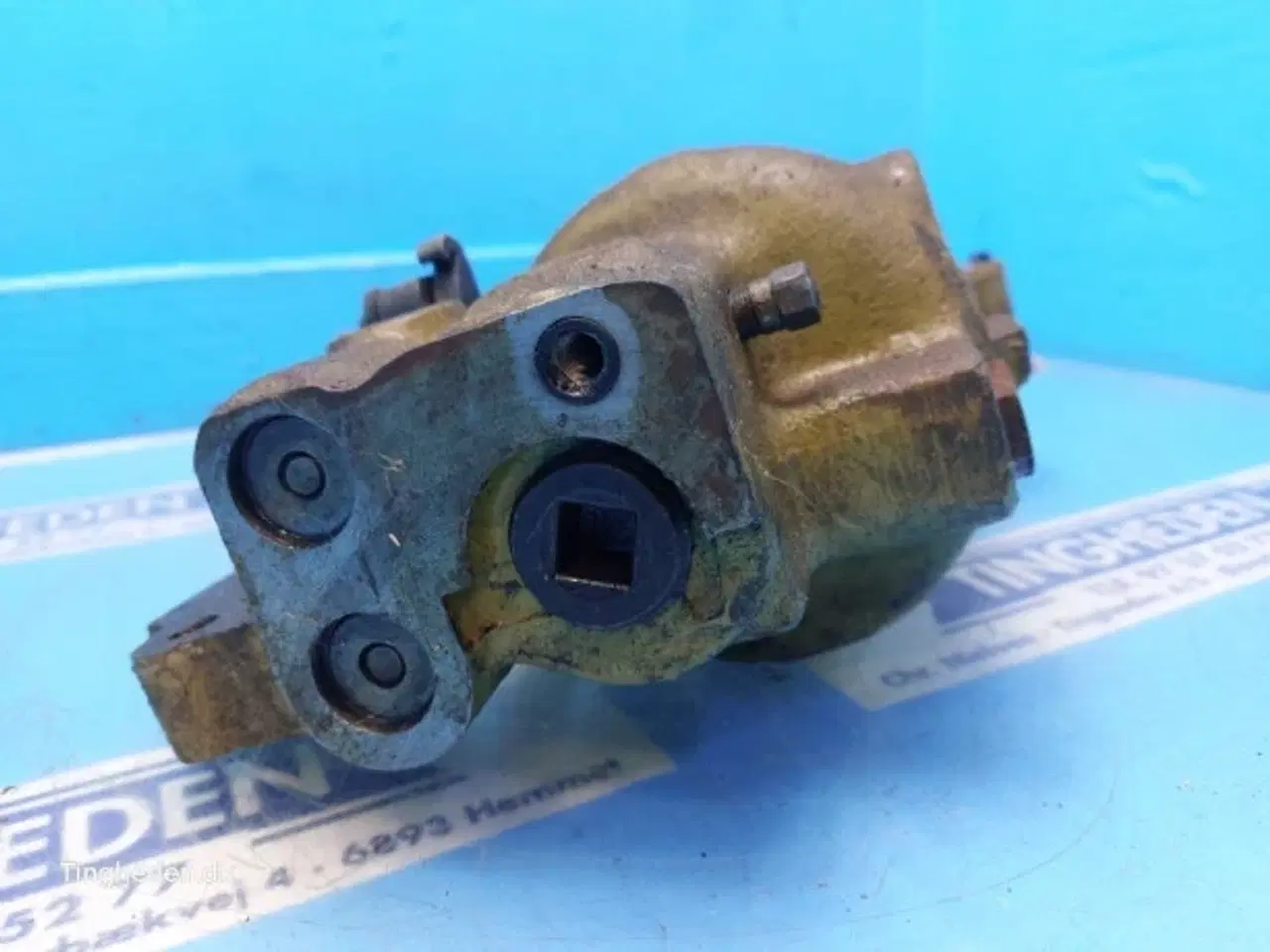 Billede 14 - John Deere 2040 Liftcylinder AL64833