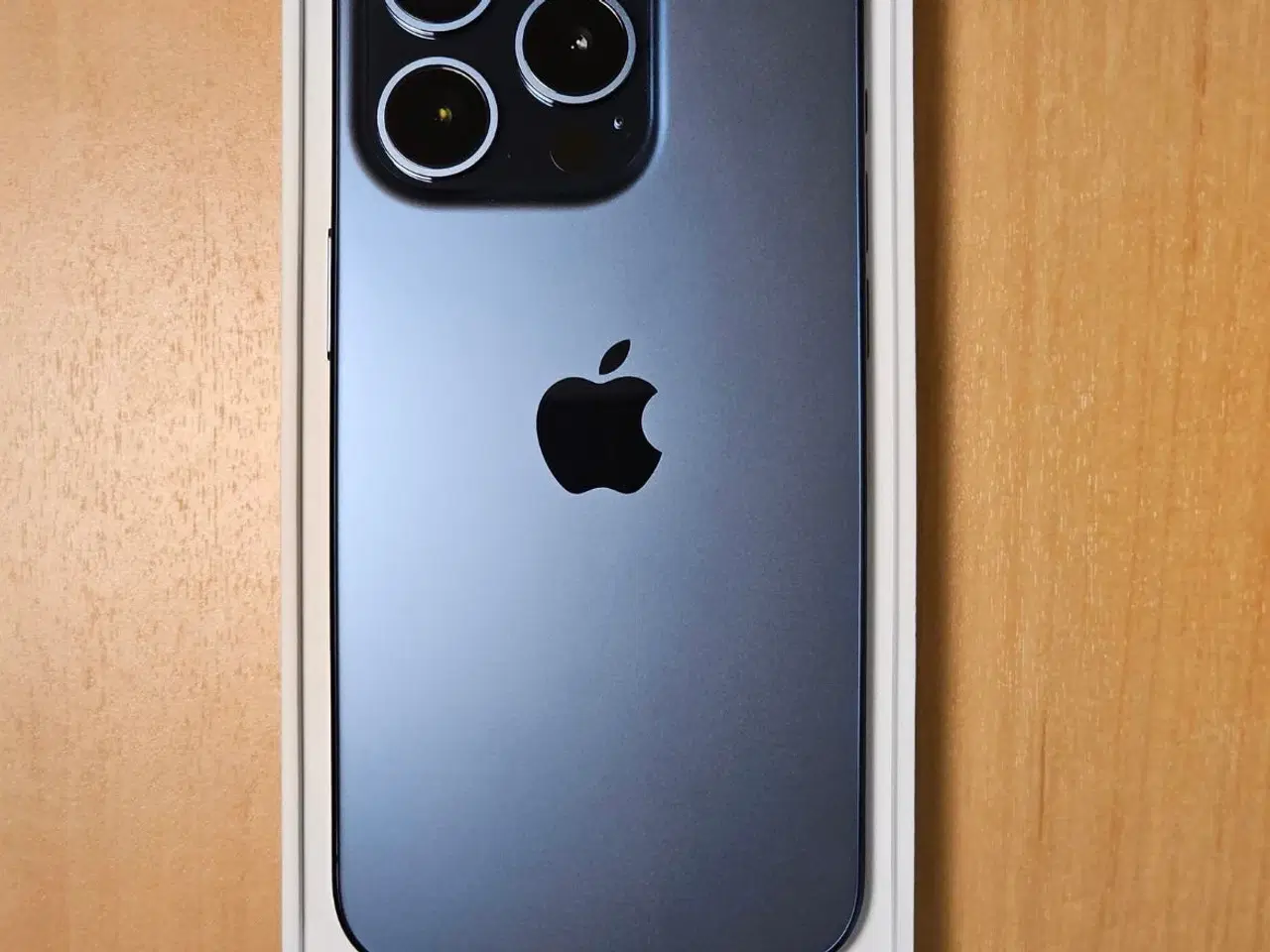 Billede 1 - iPhone 15 Pro - 128 GB 
