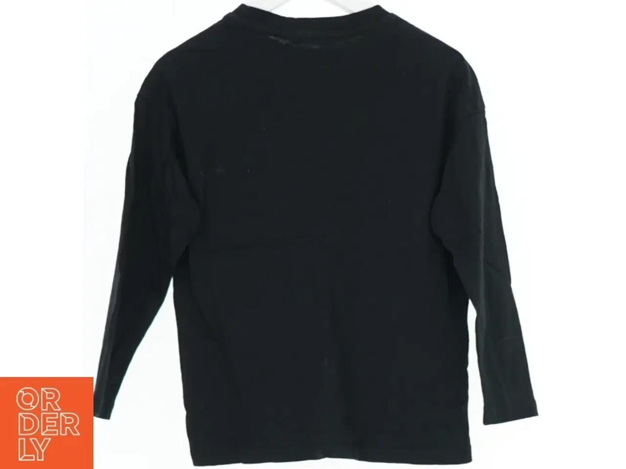 Billede 2 - Langærmet sort t-shirt fra Mango (str. 116)