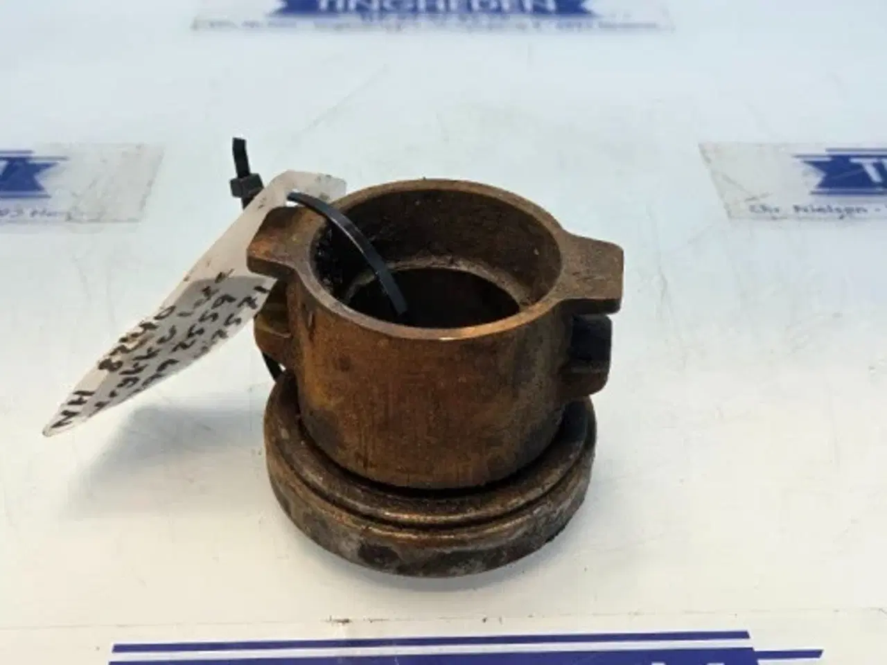 Billede 2 - New Holland 8240 Udrykkerleje