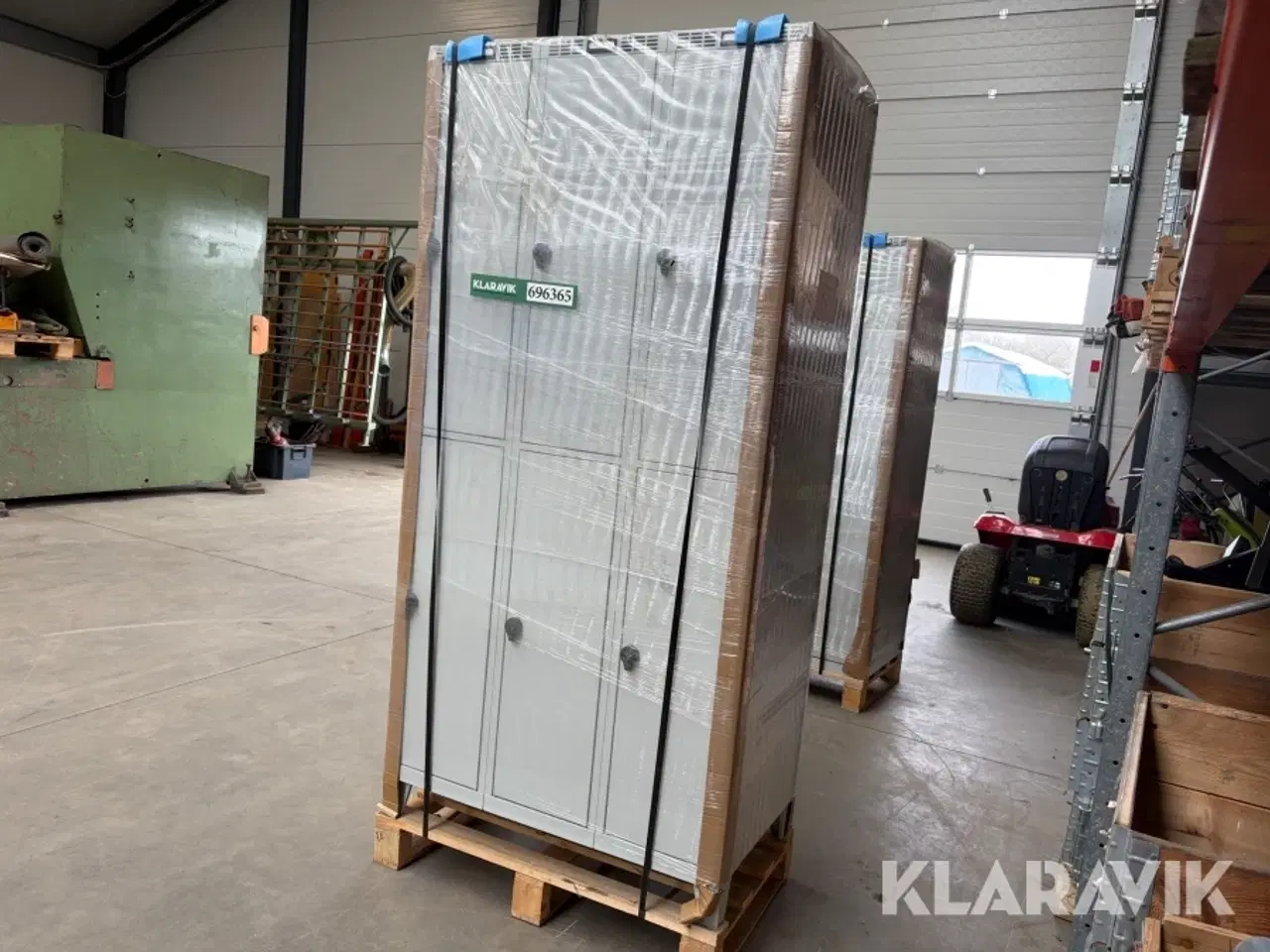 Billede 1 - Værkstedsskabe