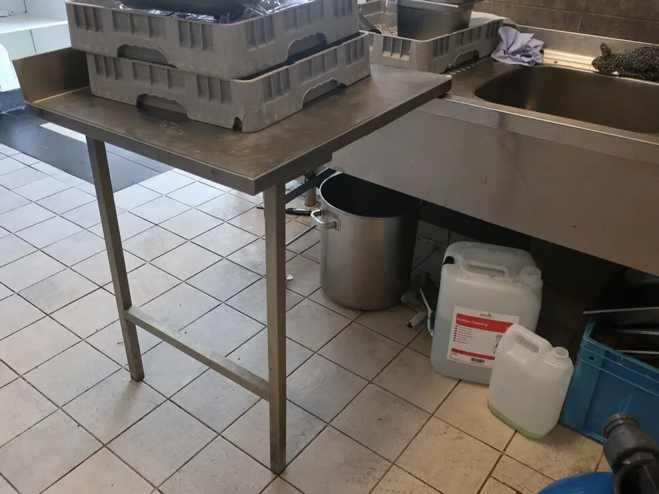 Billede 2 - Dobbelt vaskebord uden armatur