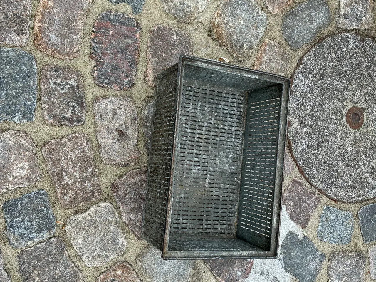 Billede 1 - Industriel metalkasser