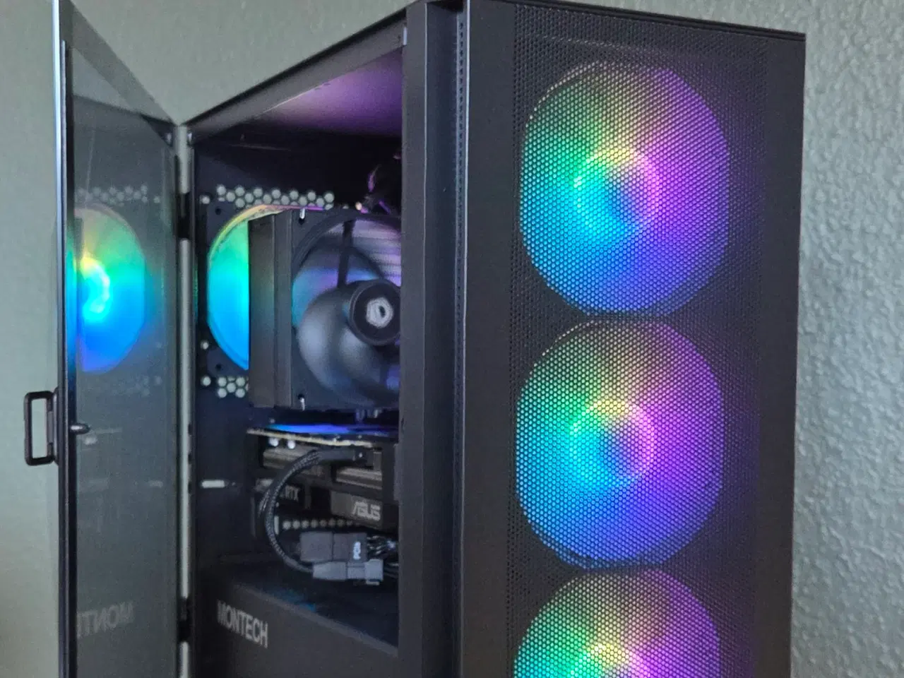 Billede 1 - RTX 5070 - i5 14600K- 32 GB RAM - 1000GB NVME