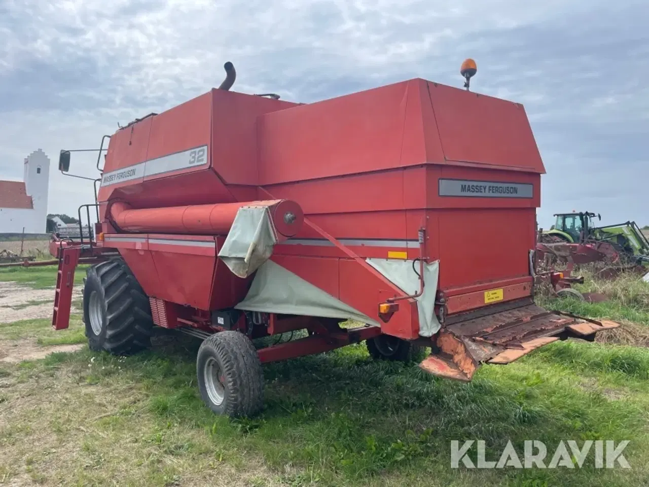 Billede 3 - Mejetærsker Massey Ferguson 32 med skærebord og vogn
