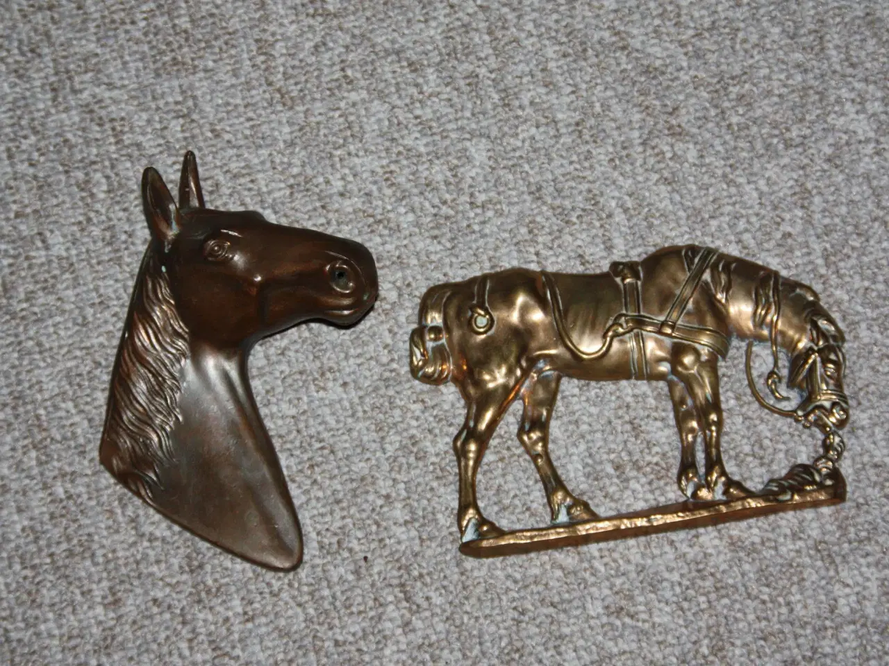 Billede 1 - Metal relief / figur af en hest 17,5 cm x 12 cm