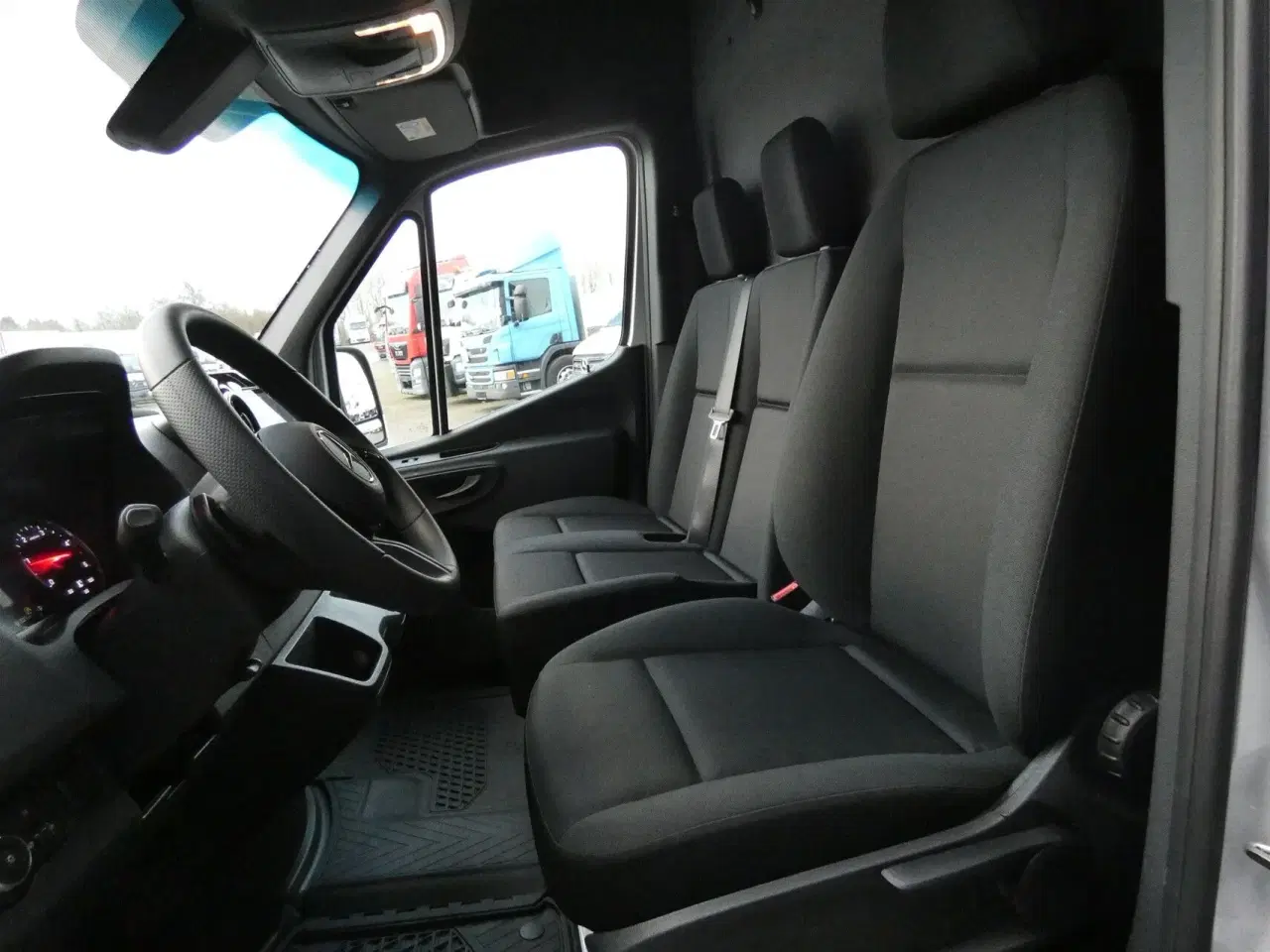 Billede 9 - Mercedes-Benz Sprinter 317 2,0 CDI A2 Pro 9G-Tronic 170HK Van 9g Aut.
