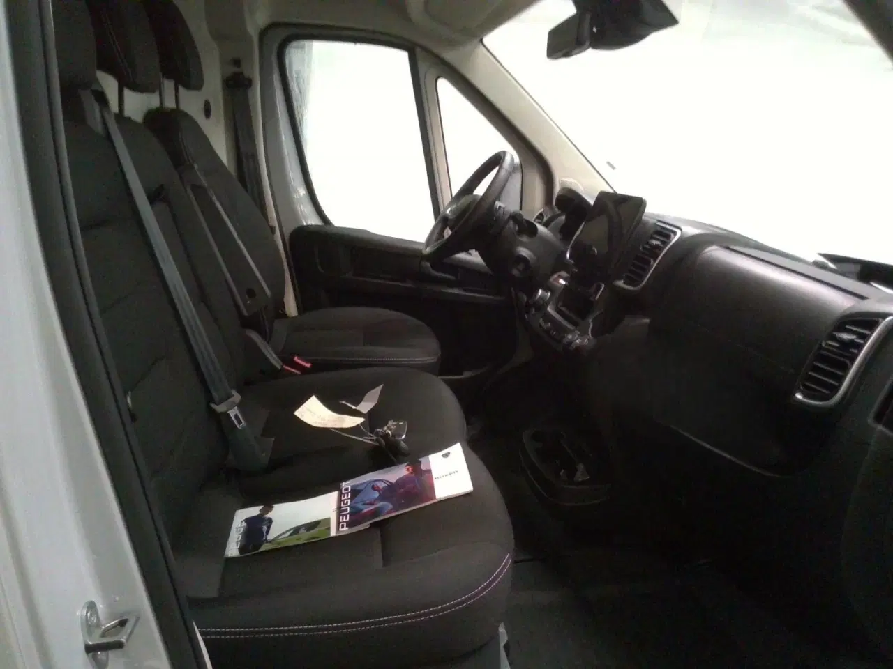 Billede 4 - Peugeot e-Boxer 435 110 L3H2 Premium