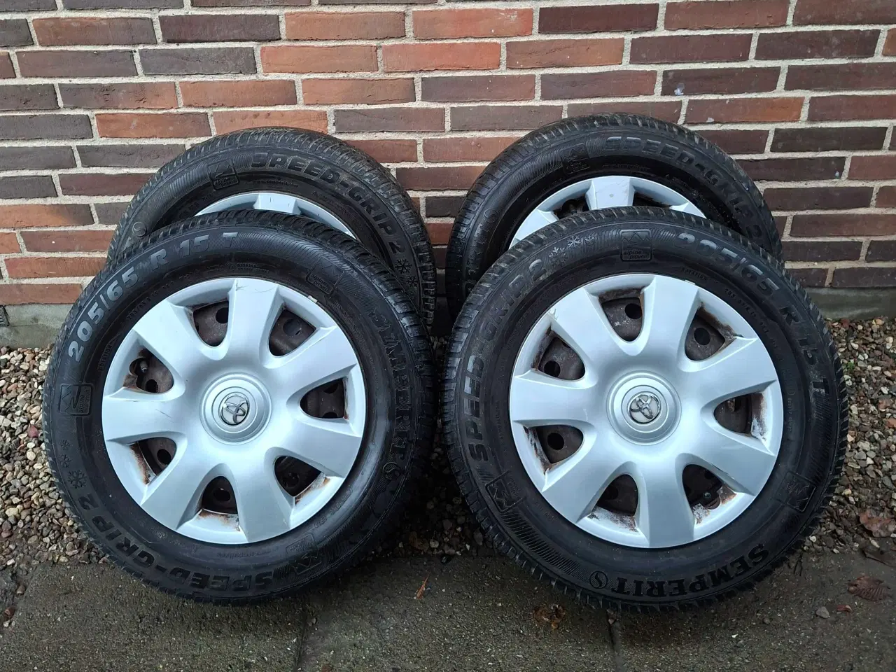 Billede 13 - Toyota Sportsvan - Nysynet, nedvejet og lav km.