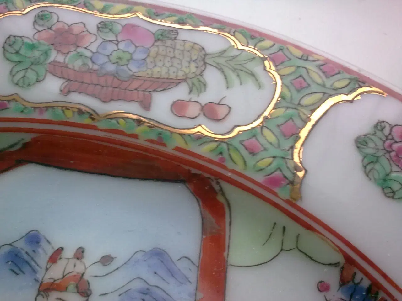 Billede 7 - Kina tallerken håndmalet m guld & sommerfugl