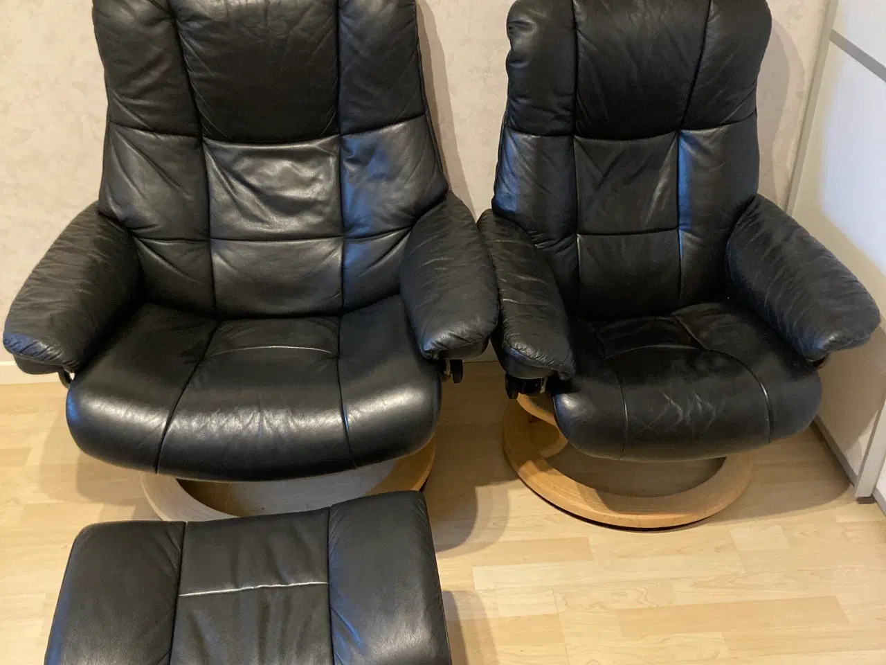 Billede 1 - 2 stk Stressless Mayfair komfort stole/ 1 skammel