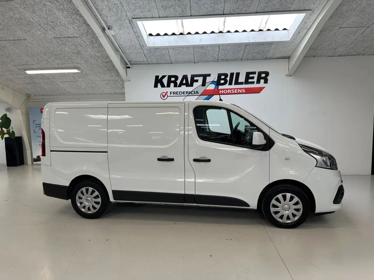 Billede 2 - Nissan NV300 2,0 dCi 120 L1H1 Access