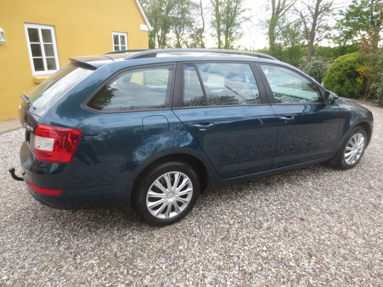 Billede 5 - Pæn Skoda Otavia St, Car 1,6 TDi År 2013