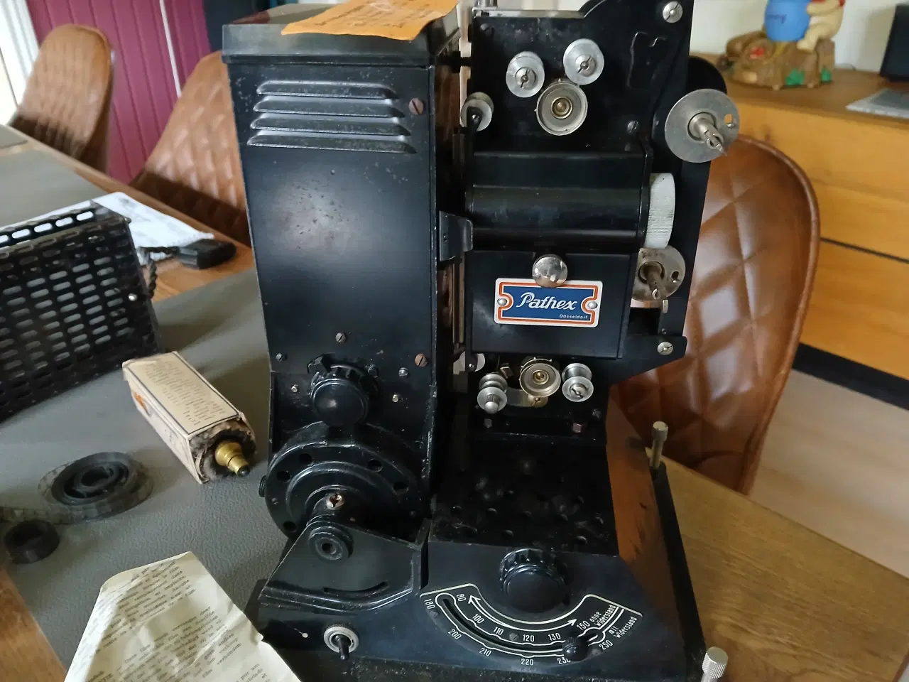 Billede 2 - Antik Filmfremviser