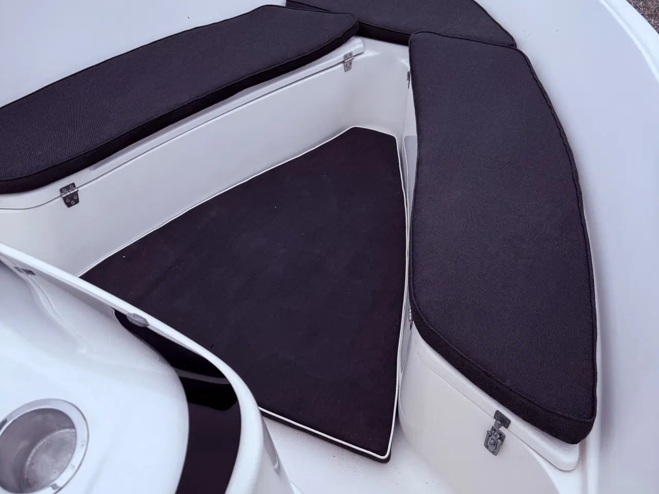 Billede 8 - Veludstyret motorbåd, Honda 80 HK 2018