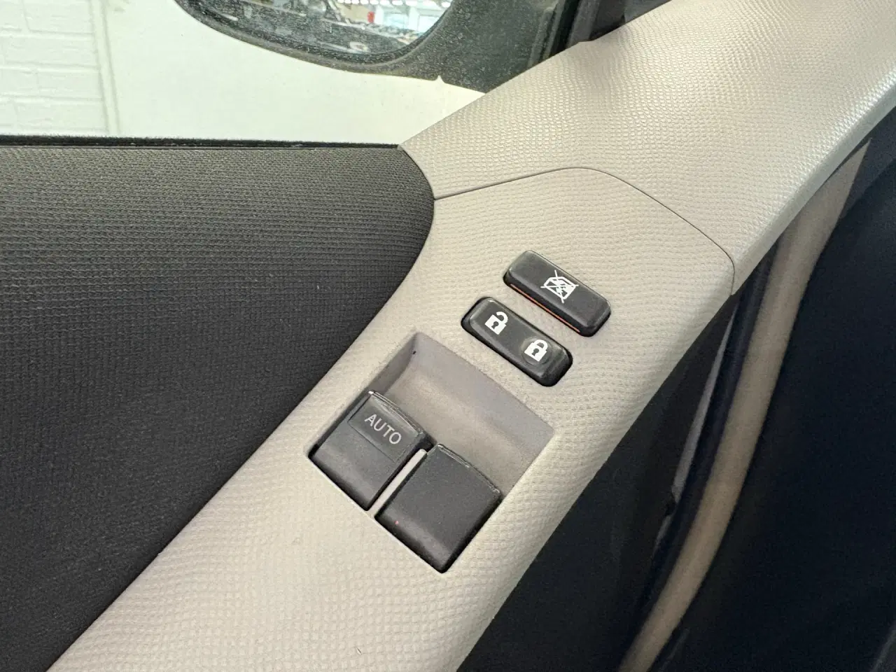 Billede 11 - Toyota Yaris 1,0 VVT-I T1 69HK 5d