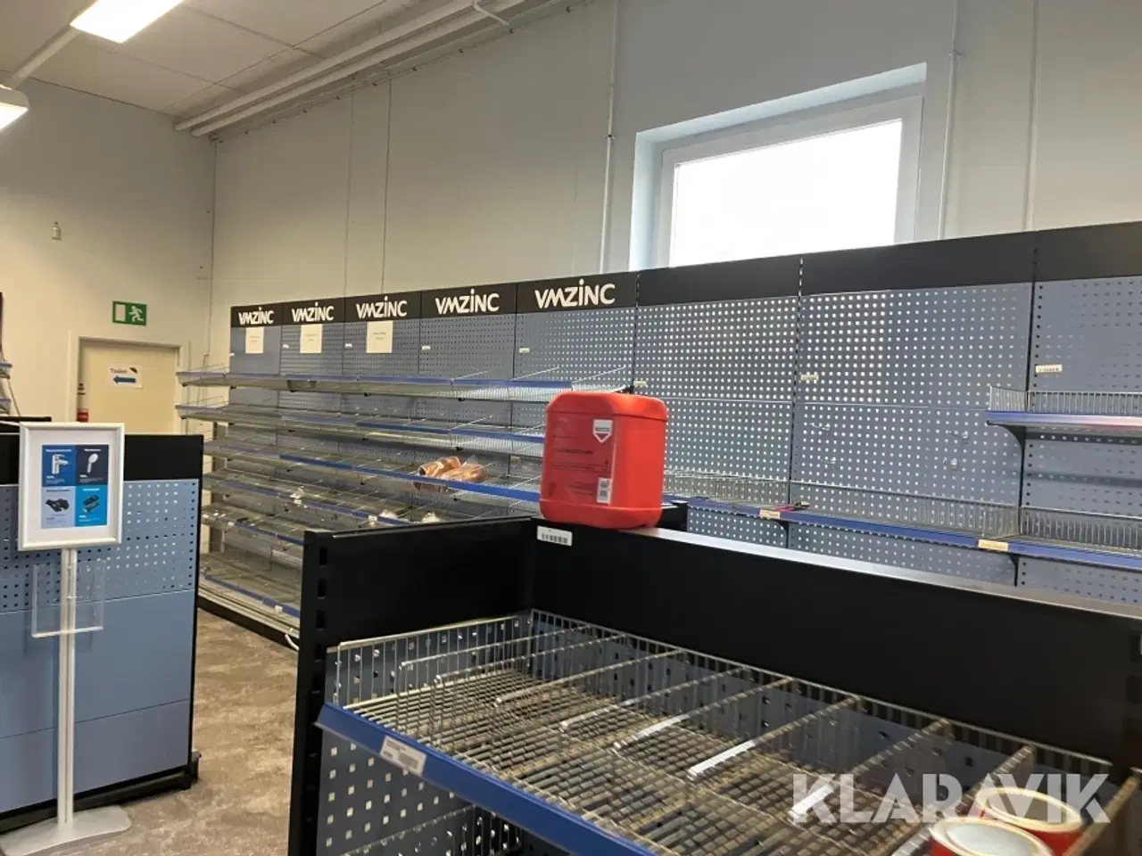 Billede 11 - Værksteds/butik inventar