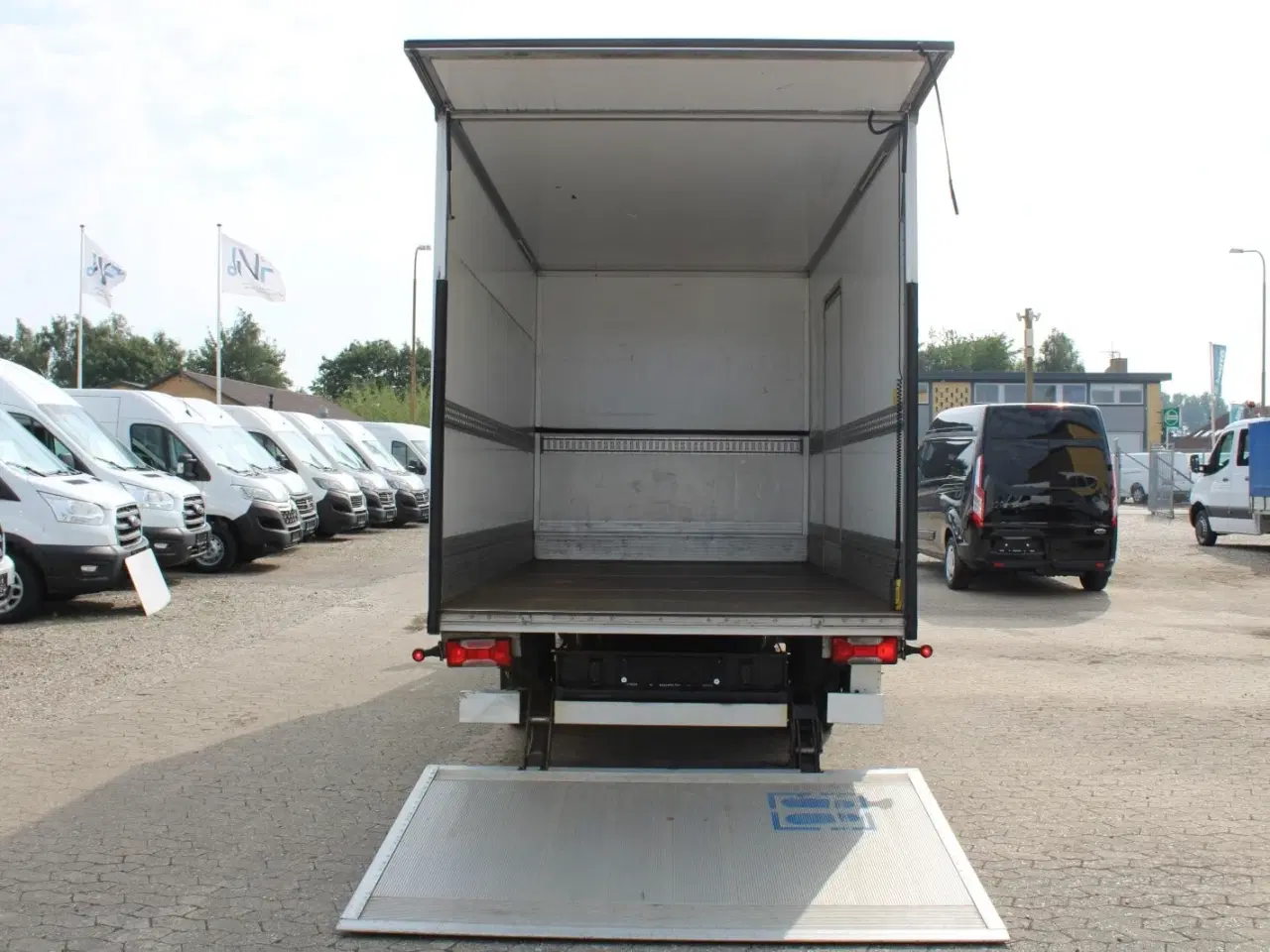 Billede 11 - Iveco Daily 2,3 35S14 Alukasse m/lift AG8