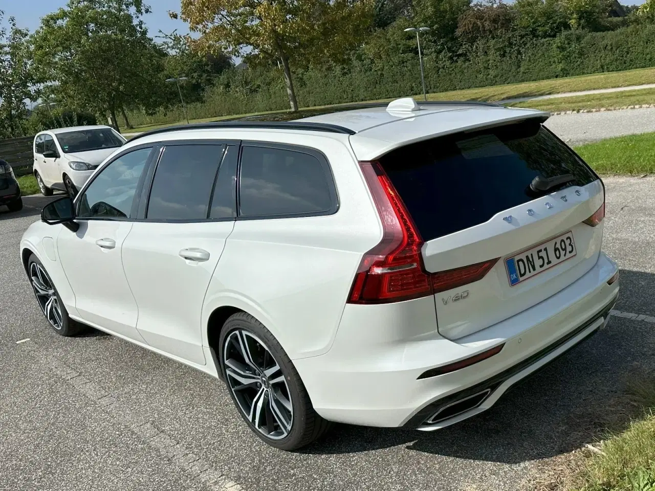Billede 4 - Volvo V60 2,0 T8 ReCharge R-Design aut. AWD
