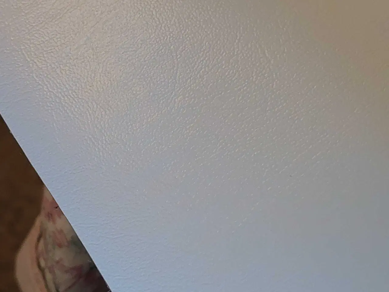 Billede 3 - Hvid kunst læder