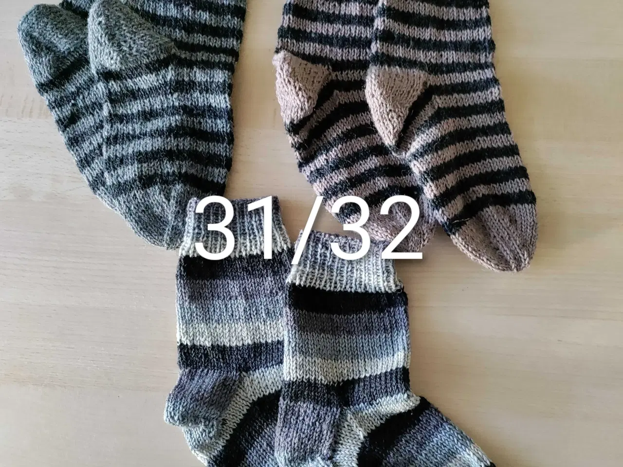 Billede 1 - Nye uldsokker 31/32