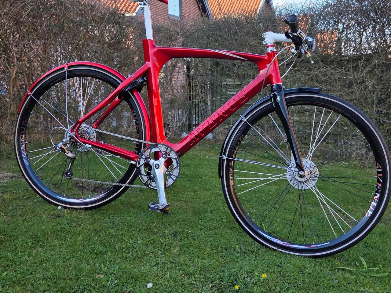 Billede 1 - AVENUE 28"  58 CM høj