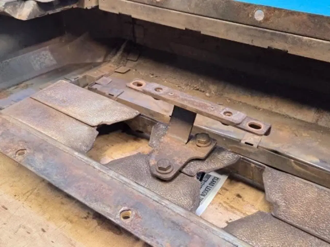 Billede 10 - Mercedes OM502LA Isolation L. 0007812120