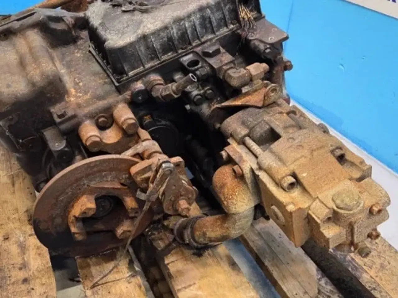 Billede 19 - New Holland LB115B Gearkasse 86990715