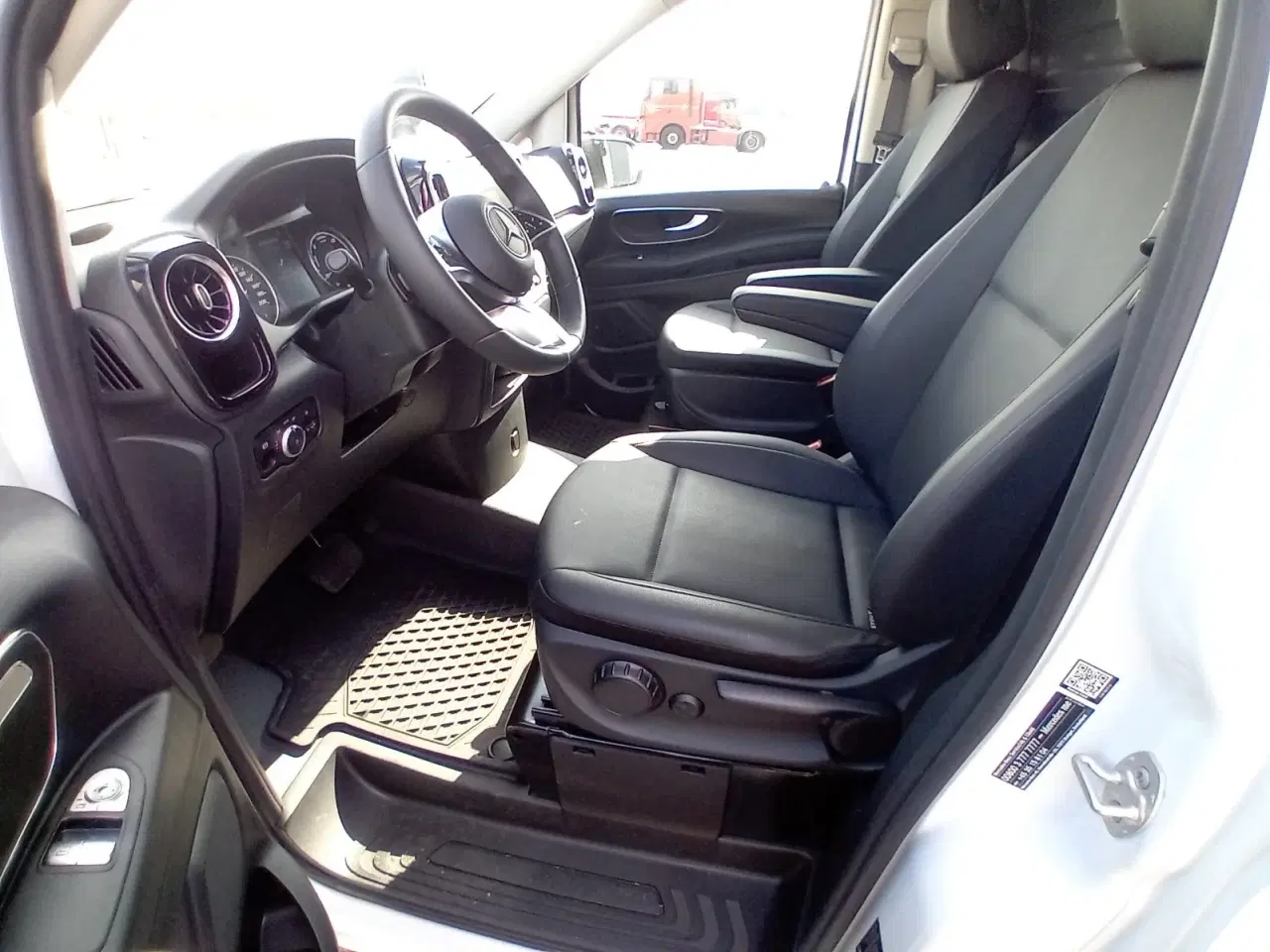 Billede 8 - Mercedes eVito 112  A2 Kassevogn