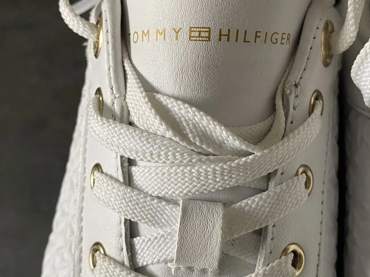 Billede 7 - Super fede sneakers med guld detaljer😍🤗