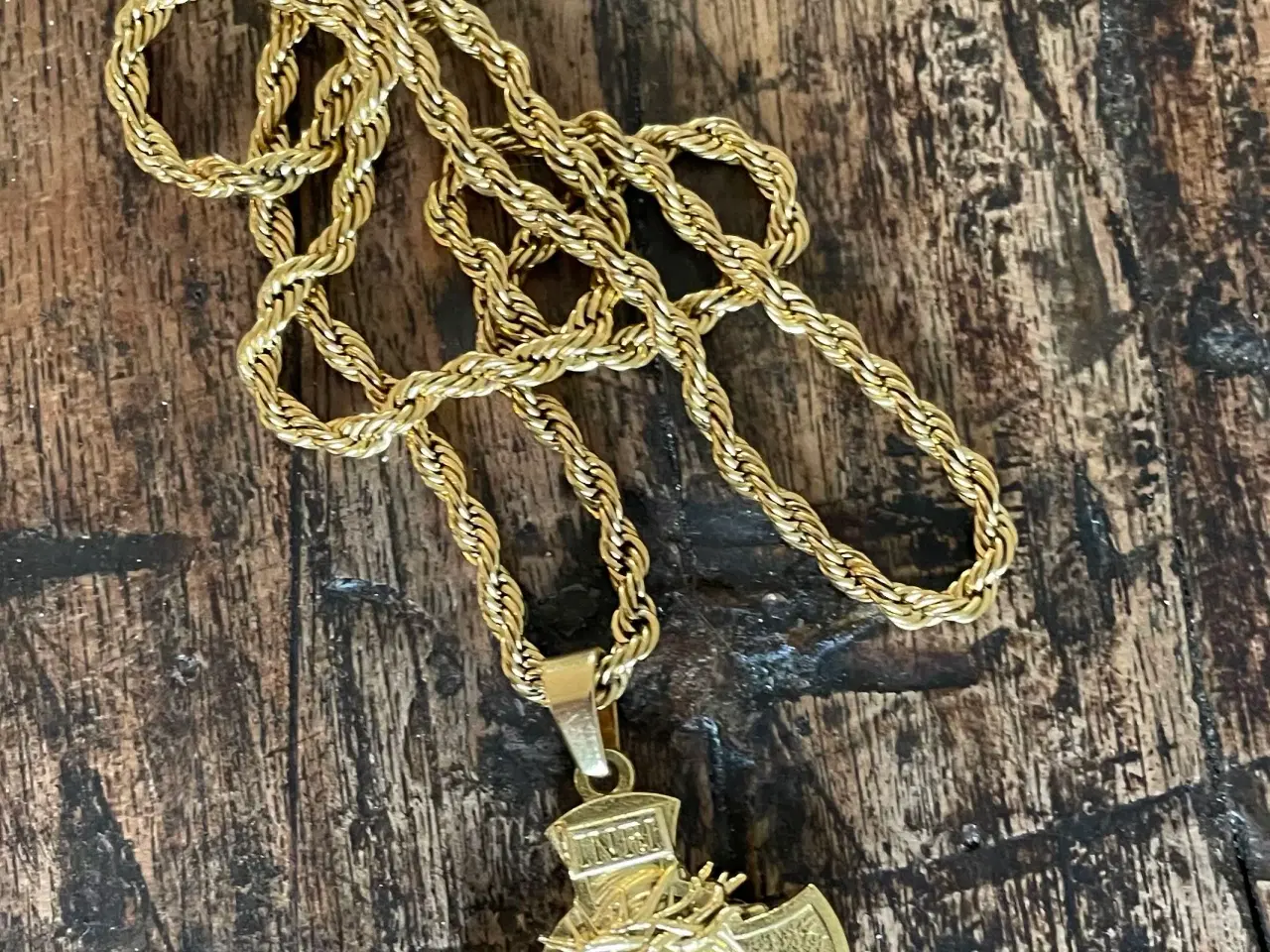 Billede 3 - Forskellige 14kt goldfilled halskæder med kors