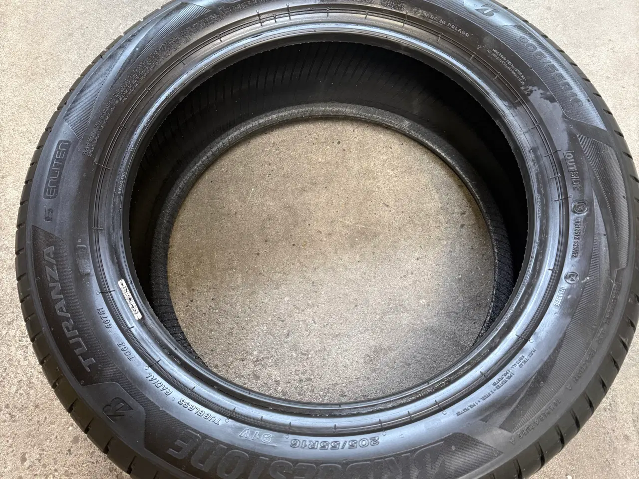 Billede 4 - Bridgestone sommerdæk sælges. 205/55-16. 2 stk.