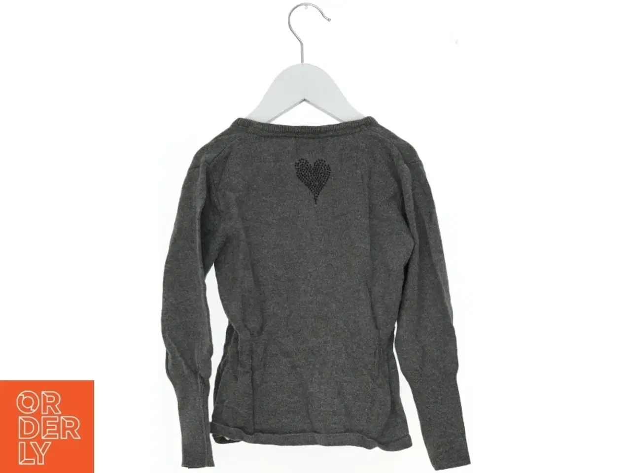 Billede 2 - Grå Sweater med Hjerte Detalje fra Name It (str. 110)