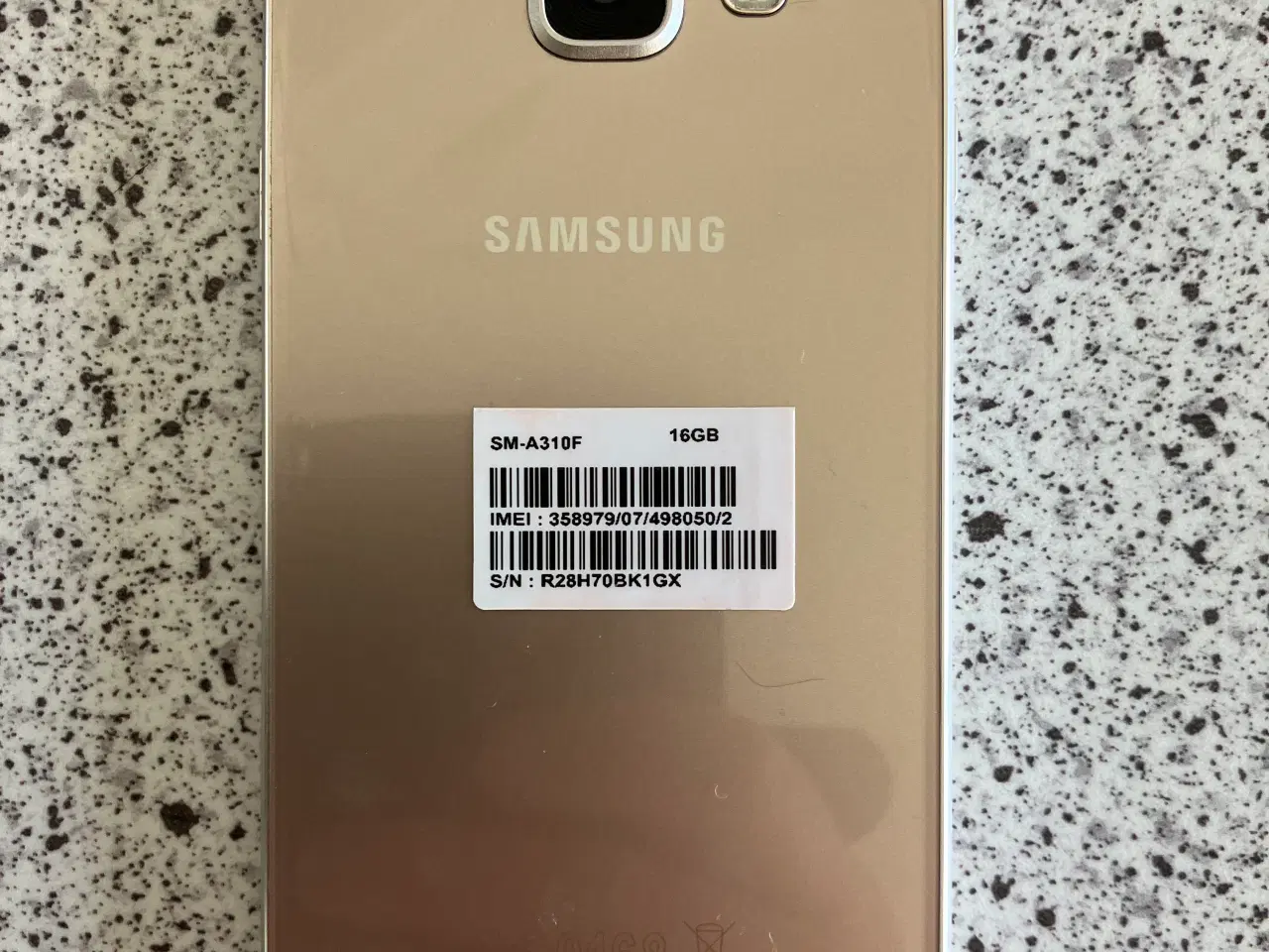 Billede 5 - Samsung A3 mobiltelefon