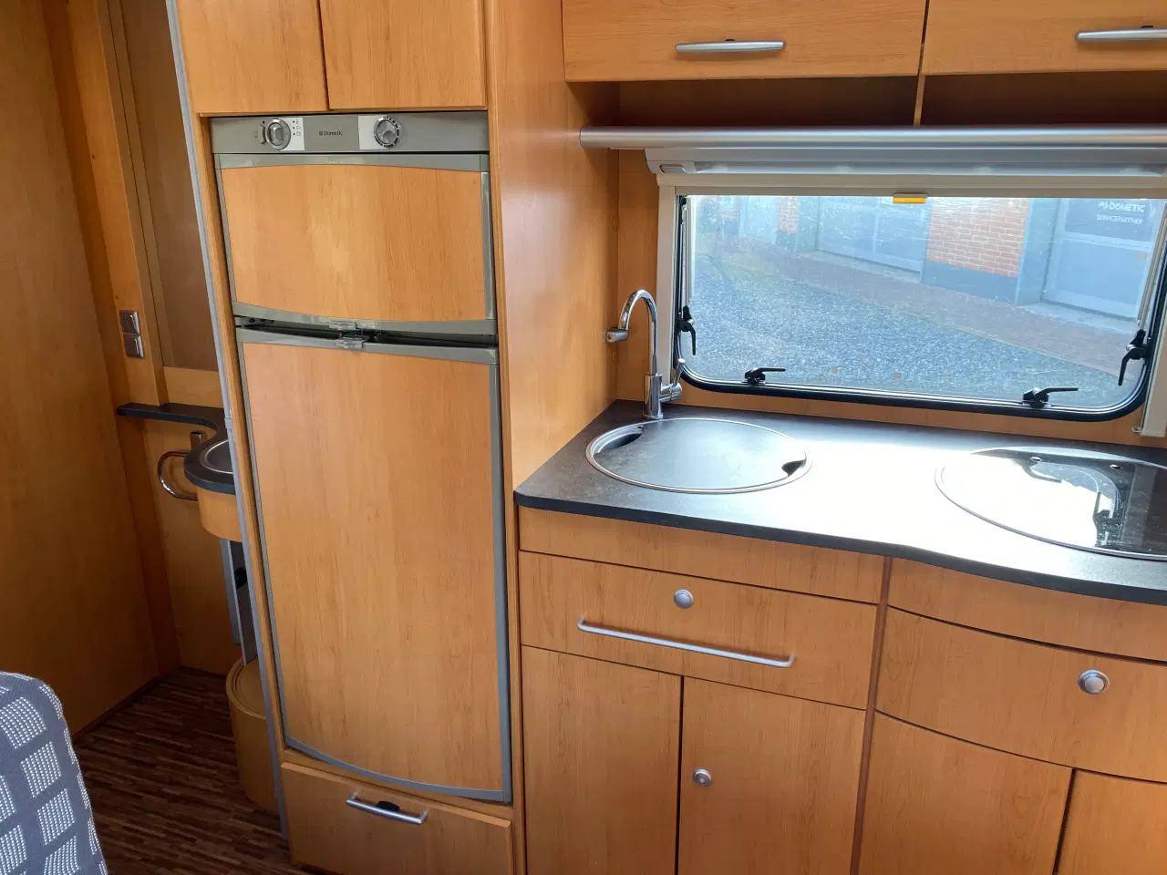 Billede 11 - Hymer Living 560 Køjevogn