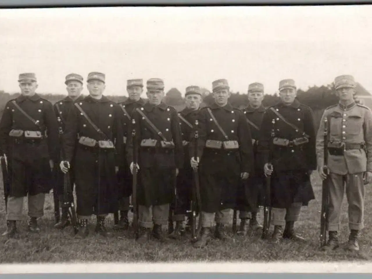 Billede 1 - Soldater - Fotokort Aage Munksgaard - Viborg - Postkort - Ubrugt