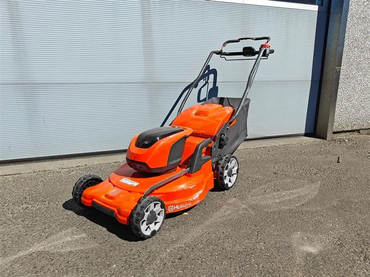 Billede 1 - Husqvarna LC 353 VI Batteridrevet - ex. batterier