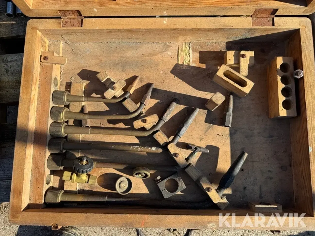 Billede 2 - Landbrugstilbehør og diverse værktøj samlet lot