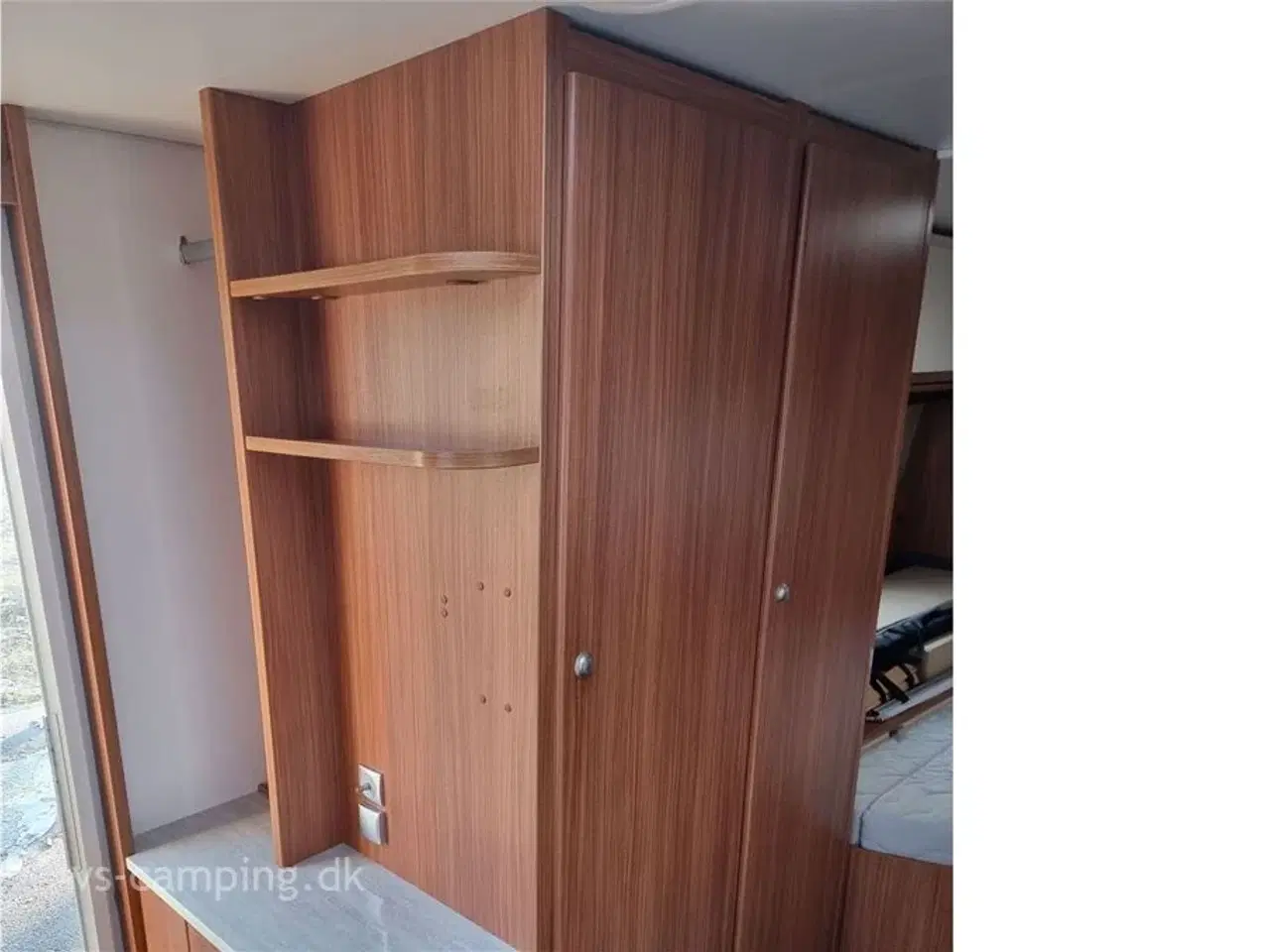 Billede 6 - 2014 - Adria Adora 643 UT LÆKKER RUMMELIG CAMPINGVOGN MED ALDEVARME, RUNDSIDDEGRUPPE, FRANSK SENG OG STORT BADEVÆRELSE