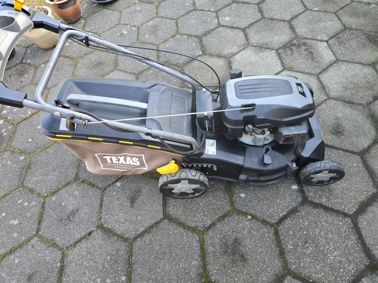Billede 1 - Plæneklippe Texas XT 465 TR/E