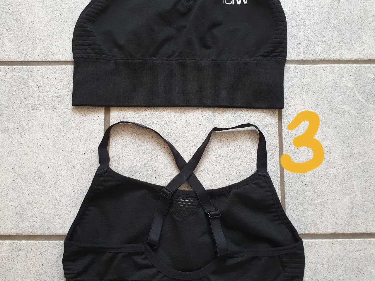 Billede 4 - Træningstøj str XS 