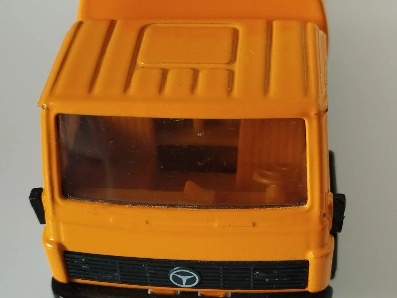 Billede 2 - Modellastbil, SIKU Mercedes-Benz