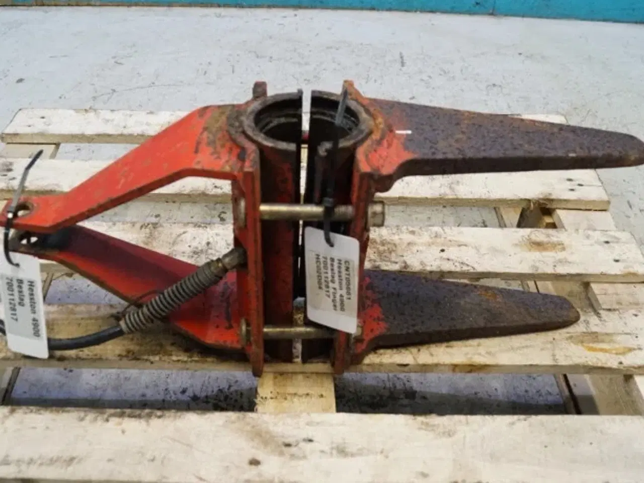 Billede 13 - New Holland BB980 Gaffelsæt 700112817 - 700112787