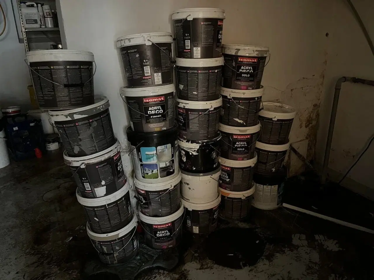 Billede 2 - Tøm rummet for det på billederne